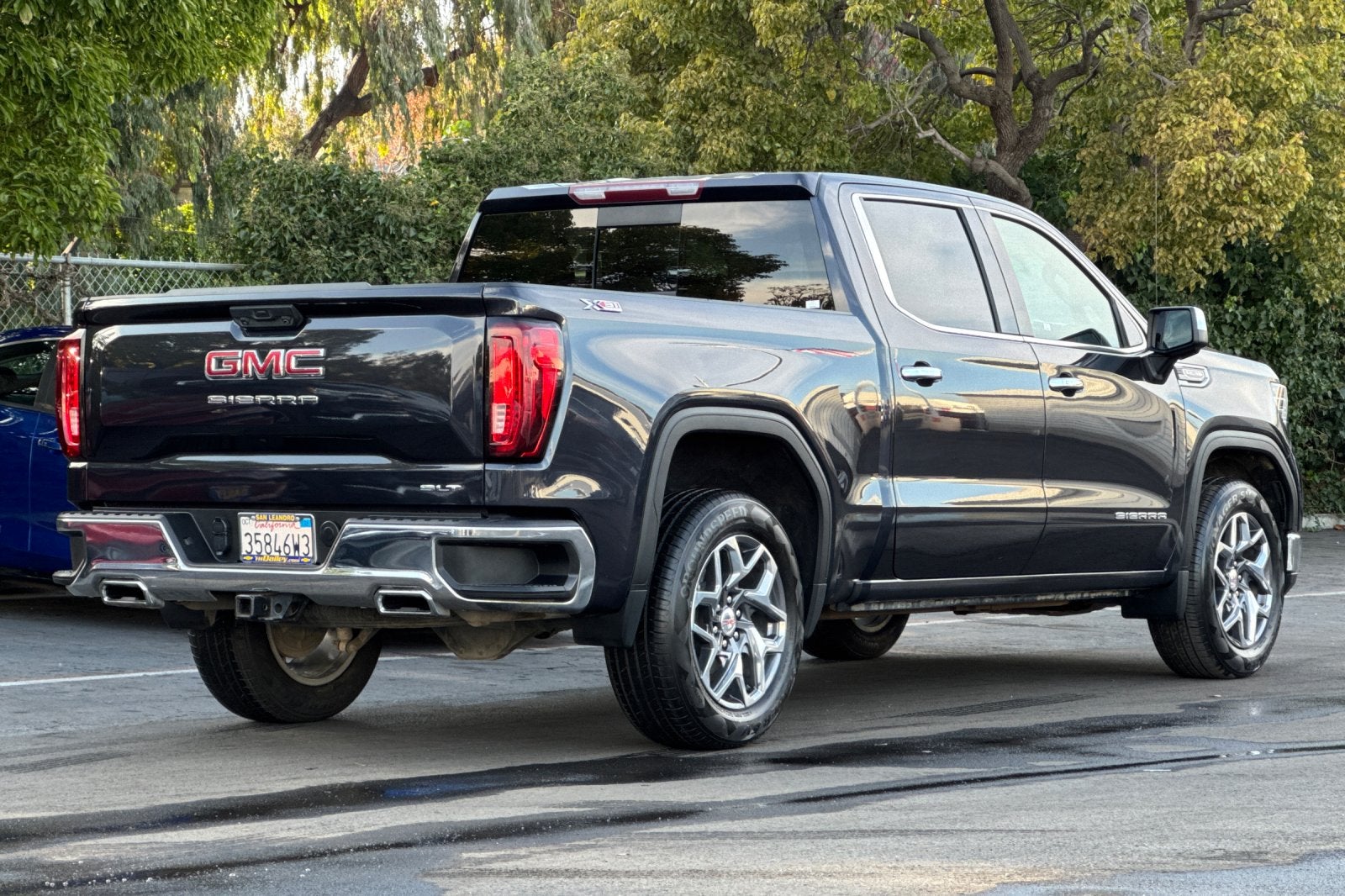 2023 GMC Sierra 1500 SLT