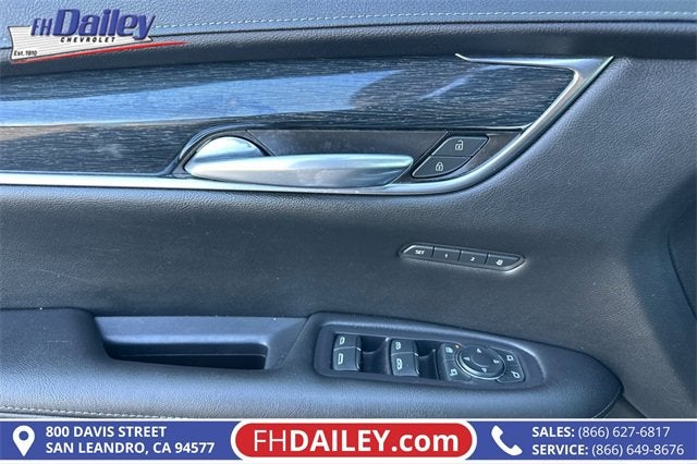 2022 Cadillac XT5 Premium Luxury