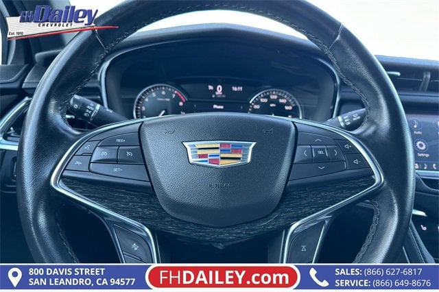 2022 Cadillac XT5 Premium Luxury