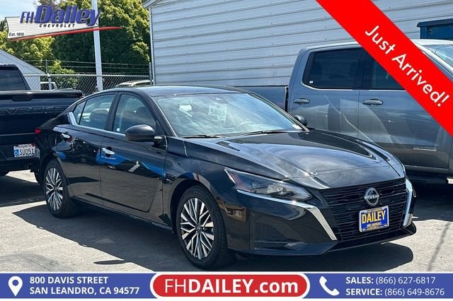 2025 Nissan Altima 2.5 SV's photo