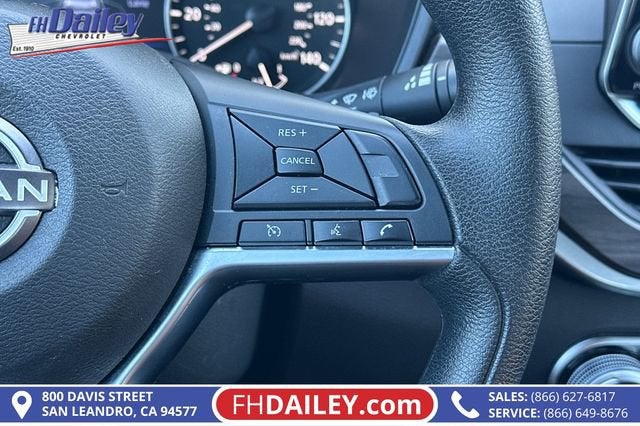 2025 Nissan Altima SV