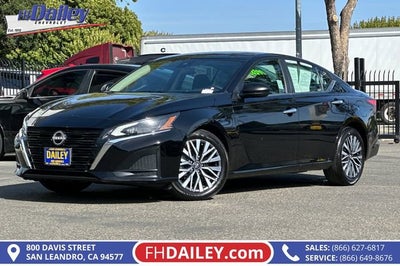 2025 Nissan Altima SV