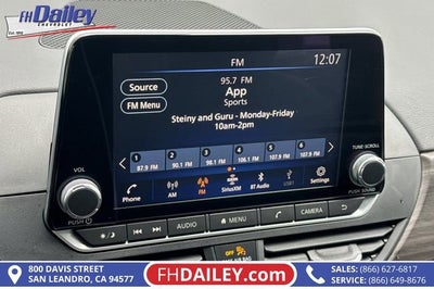 2025 Nissan Altima SV