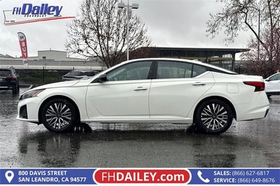 2025 Nissan Altima SV