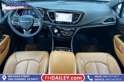 2022 Chrysler Pacifica Hybrid Pinnacle