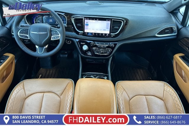 2022 Chrysler Pacifica Hybrid Pinnacle
