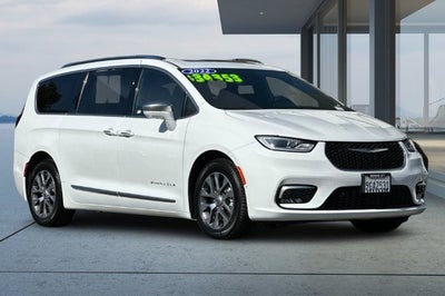 2022 Chrysler Pacifica Hybrid Pinnacle