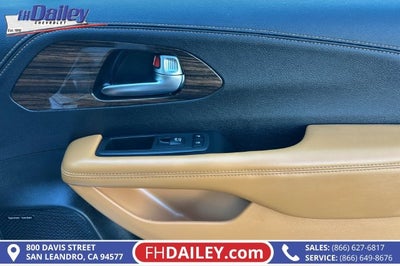 2022 Chrysler Pacifica Hybrid Pinnacle
