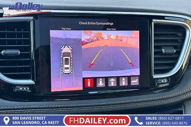 2022 Chrysler Pacifica Hybrid Pinnacle