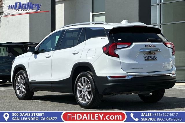 2024 GMC Terrain SLT