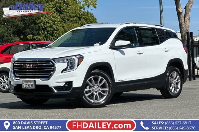 2024 GMC Terrain SLT