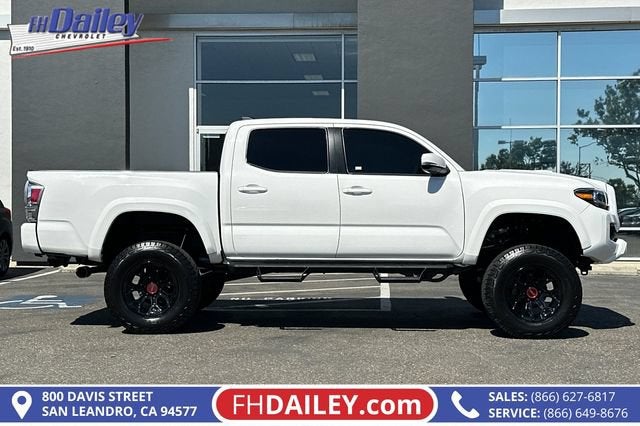 2022 Toyota Tacoma 4WD TRD SPORT