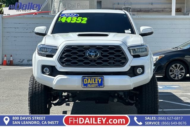 2022 Toyota Tacoma 4WD TRD SPORT