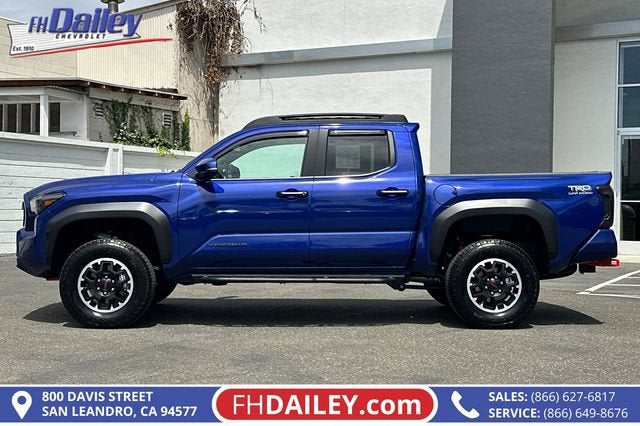 2025 Toyota Tacoma 4WD SR