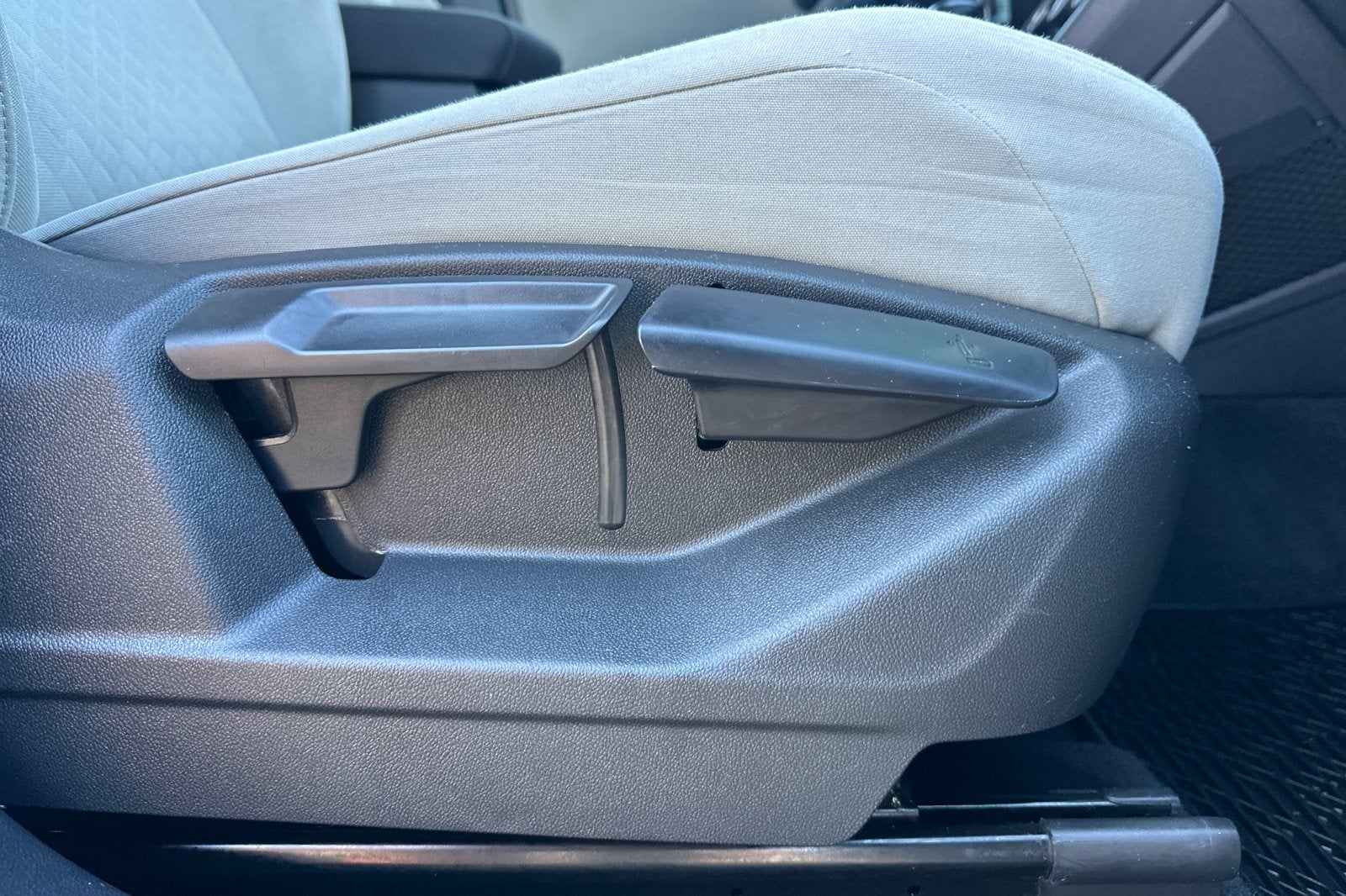 2019 Volkswagen Tiguan S