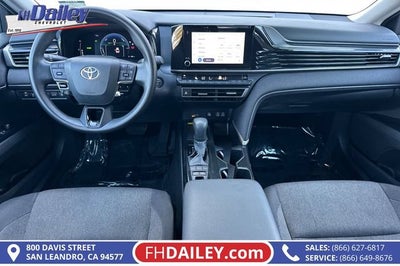 2025 Toyota Camry LE
