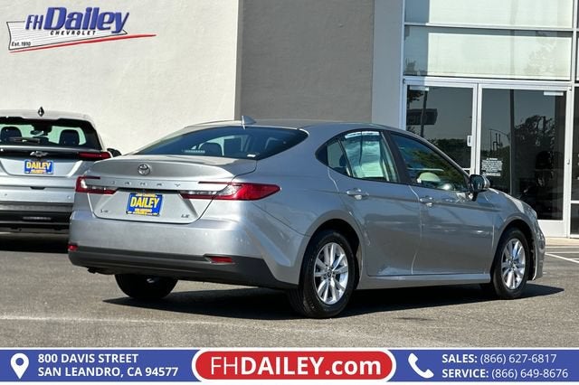 2025 Toyota Camry LE