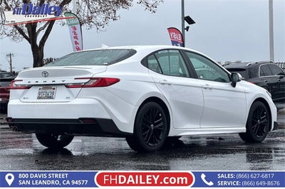 2025 Toyota Camry LE