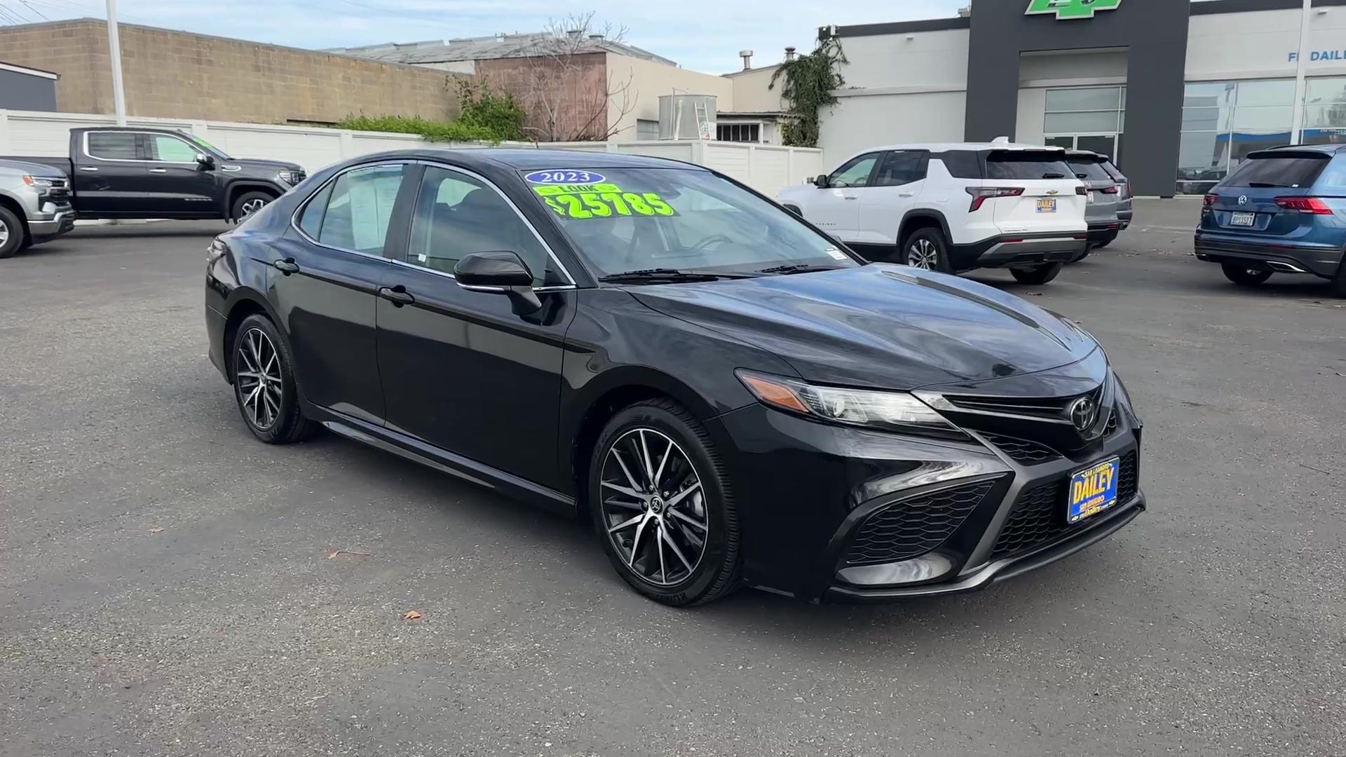 2023 Toyota Camry SE