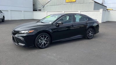 2023 Toyota Camry SE