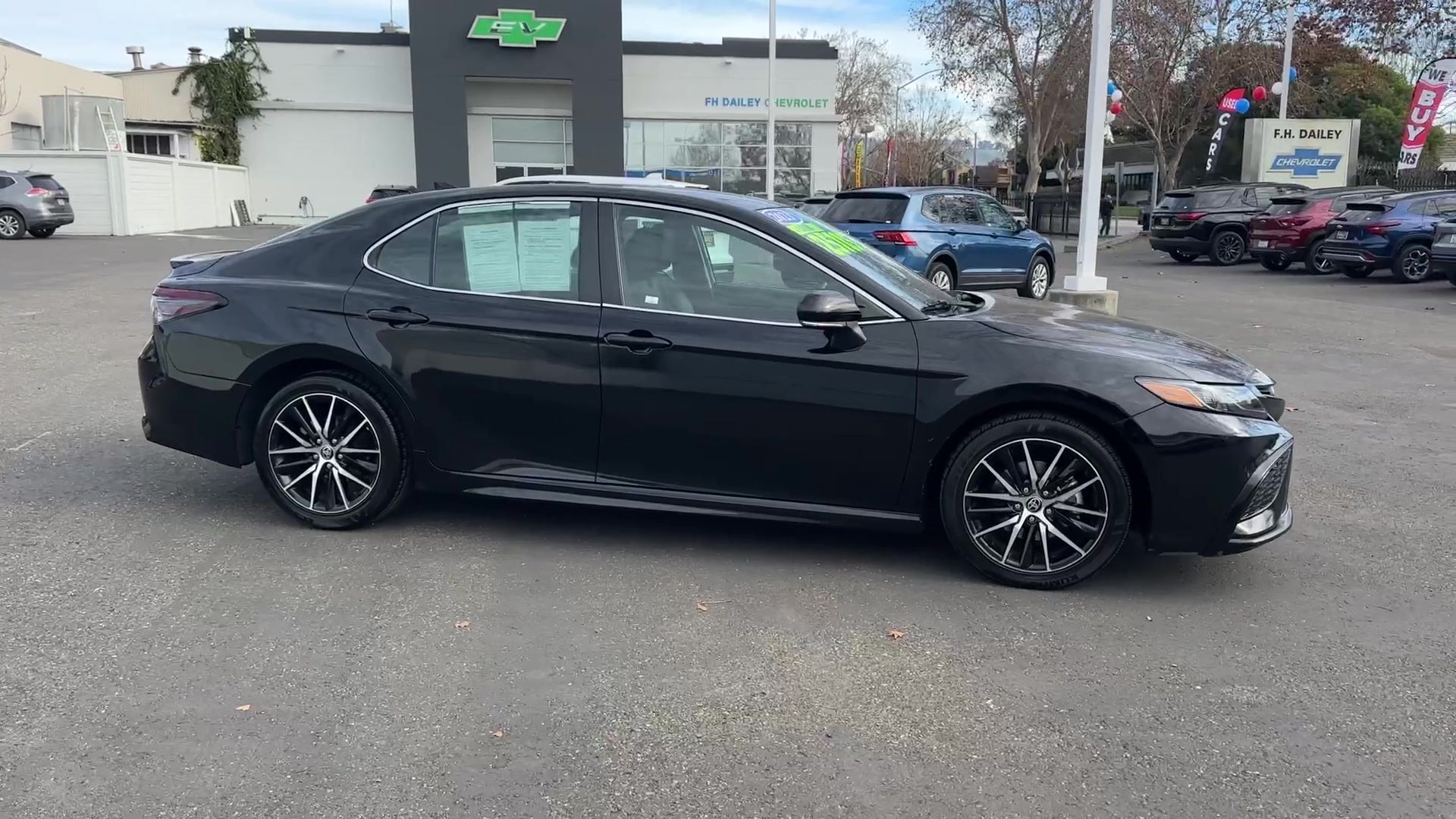 2023 Toyota Camry SE