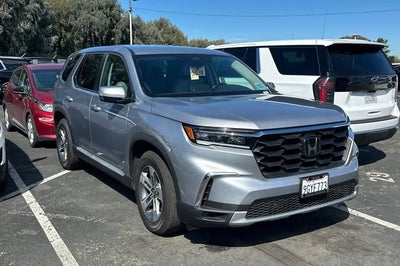 2023 Honda Pilot EX-L 8 Passenger