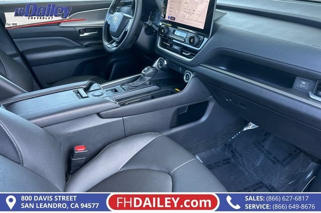 2025 Toyota Grand Highlander Hybrid XLE