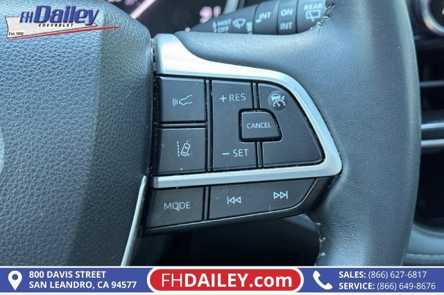 2024 Toyota Highlander LE