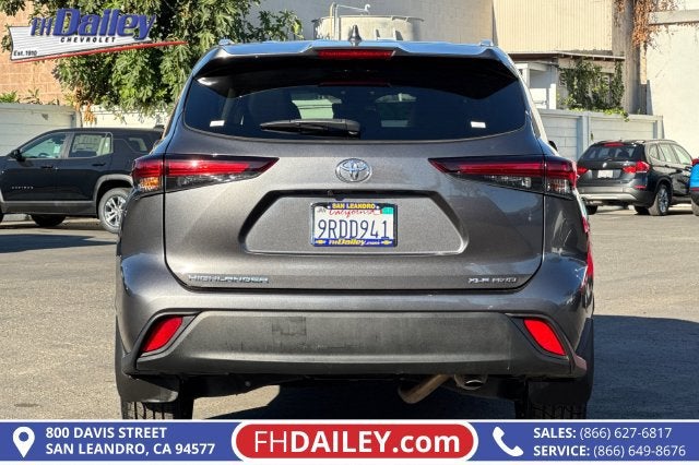 2024 Toyota Highlander LE