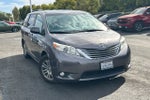 2017 Toyota Sienna XLE Auto Access Seat