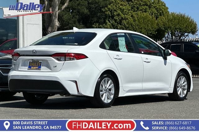 2025 Toyota Corolla LE