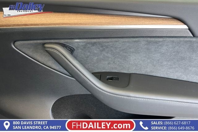 2025 Tesla Model Y Long Range