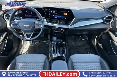 2025 Chevrolet Trax LT