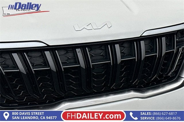 2024 Kia Carnival LX