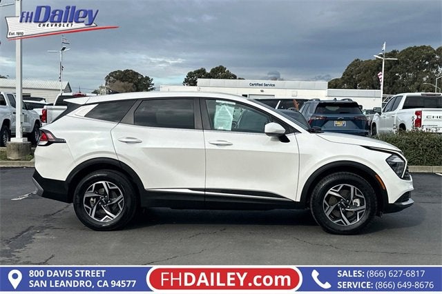 2024 Kia Sportage LX